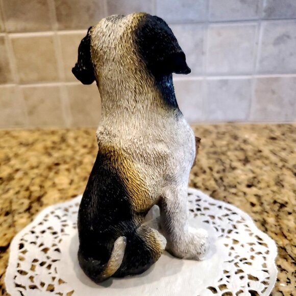 Dog Figurine holding "Welcome" Sign ~ CUTE - Picture 3 of 4